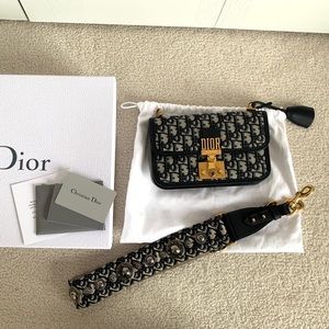 Dior Montaigne Logo Bag